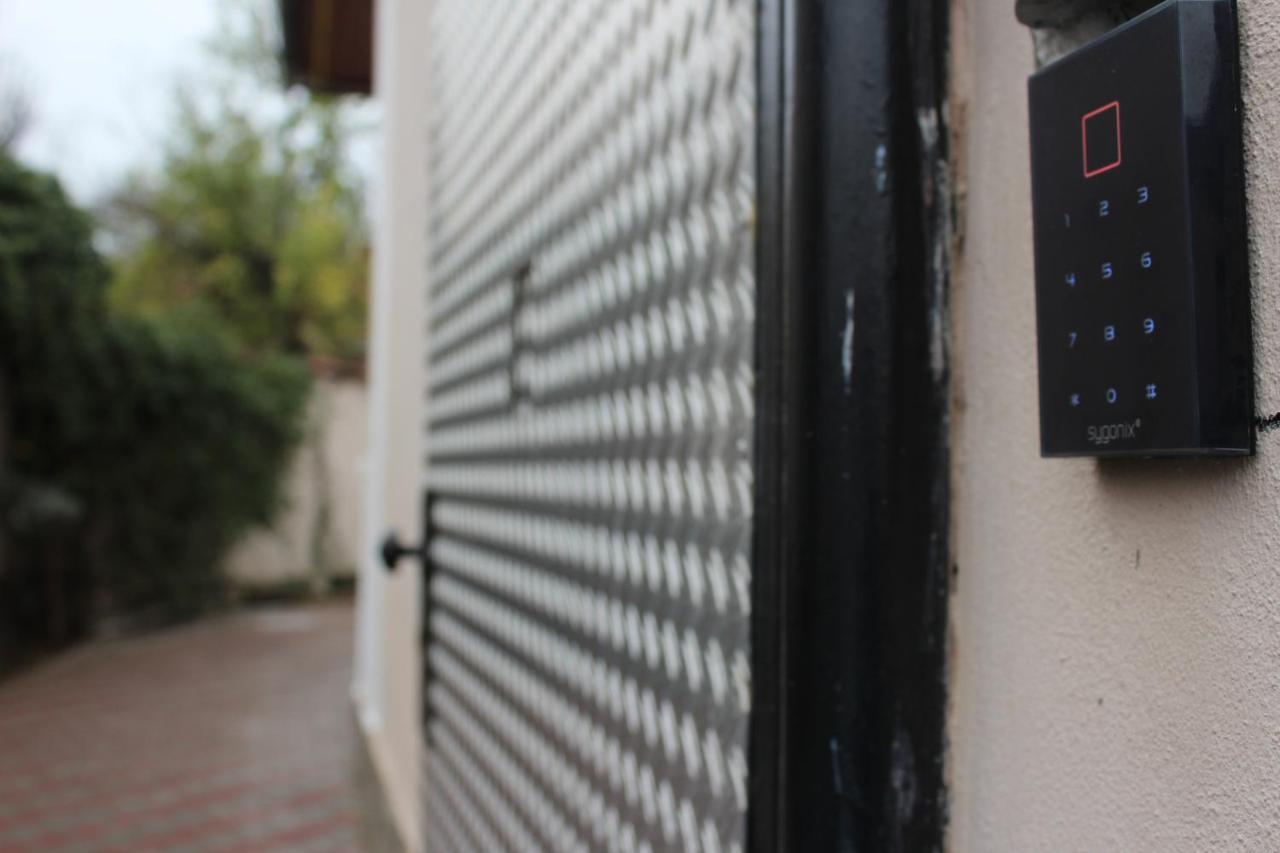 Yox Apartment 1 أرادايا المظهر الخارجي الصورة