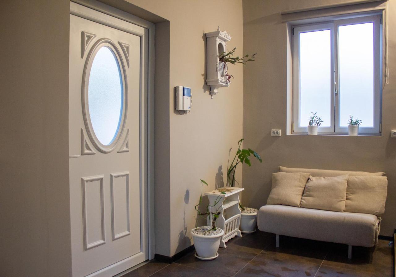 Yox Apartment 1 أرادايا المظهر الخارجي الصورة