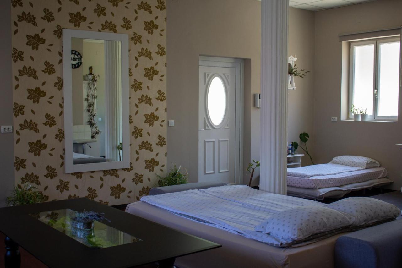 Yox Apartment 1 أرادايا المظهر الخارجي الصورة